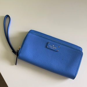 Kate Spade large wristlet / wallet